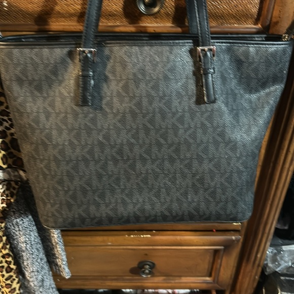 Michael Kors shoulder bag - Picture 2 of 13